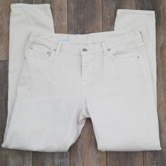 Jeans - Picture 2 of 3